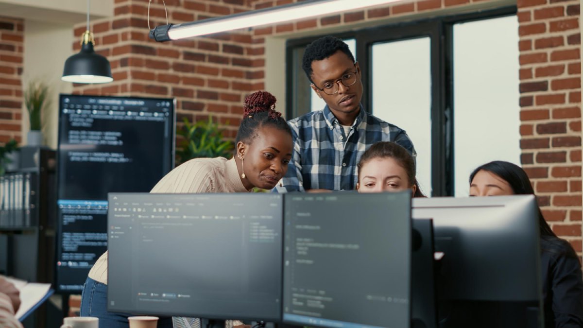 Prompt Engineering: The Future of AI Innovation with Evoxify